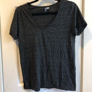 H&M GRAY T-SHIRT